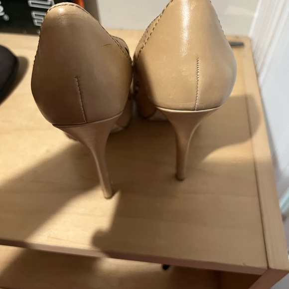 Bcbg heels - Picture 5 of 6